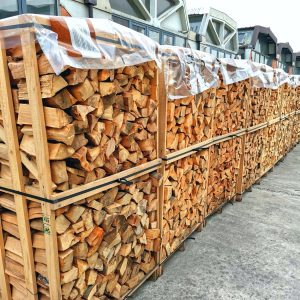 Bancale di Legna da Ardere in Abete Essiccata – Ecolaziolegnami – Pronta per Camino e Stufa  550kg